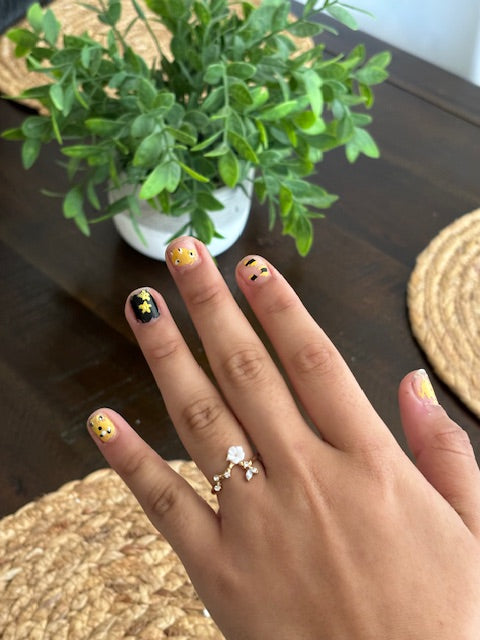 Dainty Flower Rose Gold Ring
